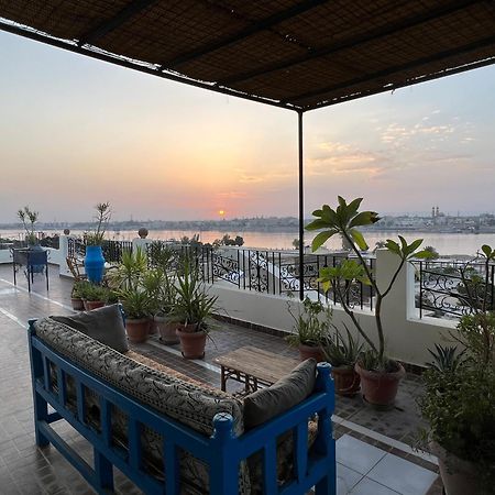 Hotel Harmonie Haus Luxor Exterior foto