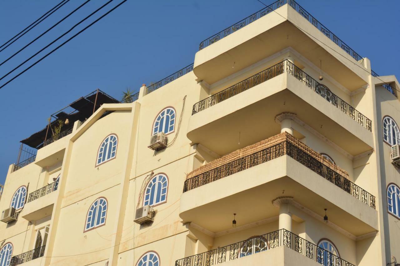 Hotel Harmonie Haus Luxor Exterior foto